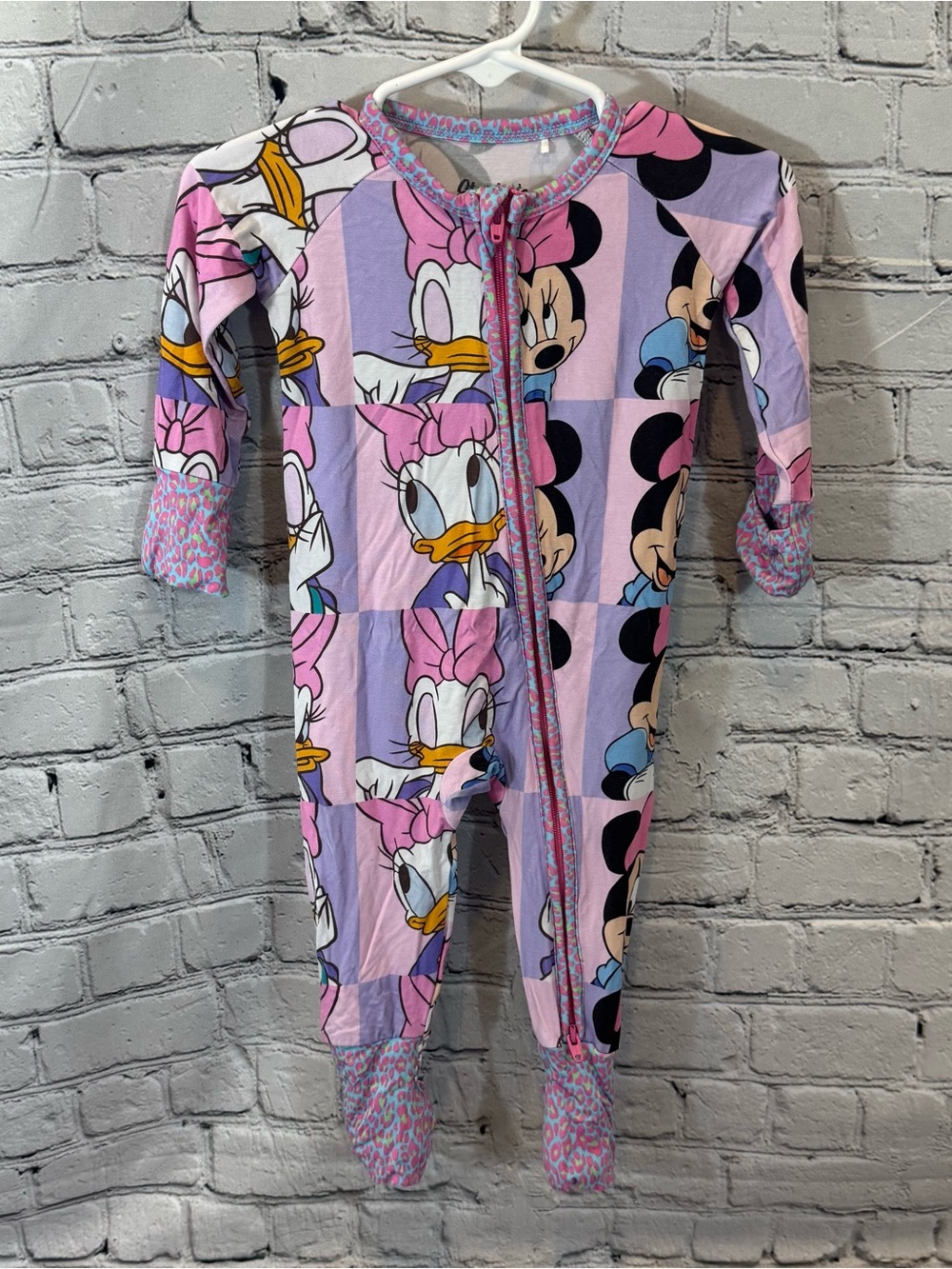 Sugar Swan Starlette Minnie and Daisy Bamboo Zippie